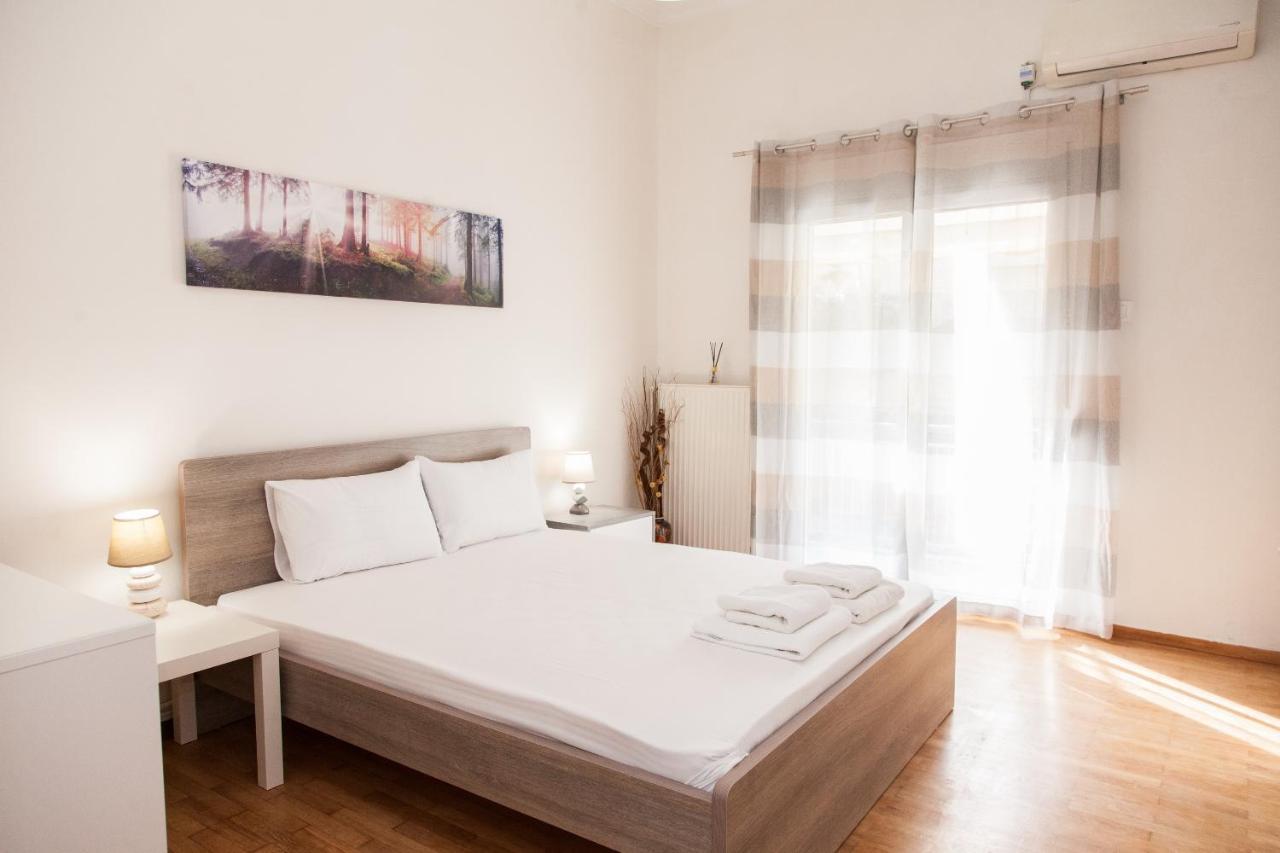 Cozy Apartment Near Stavros Niarchos Park Athens Exterior photo